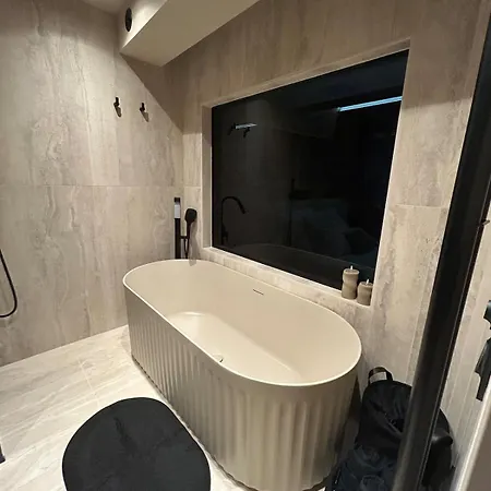 Appartement De Luxe Au Coeur De